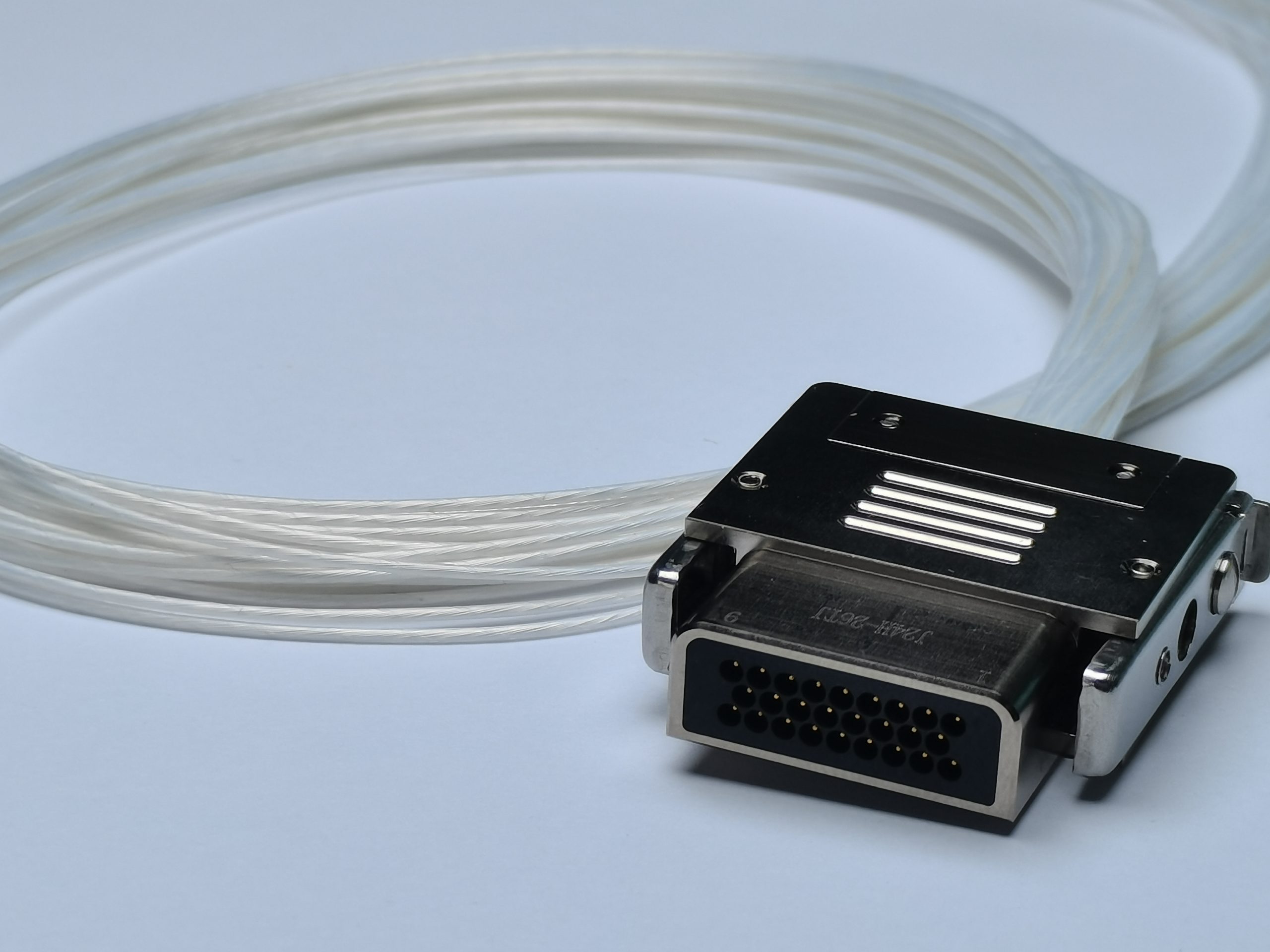 Миниатюрный прямоугольный электрический разъем серии J24H