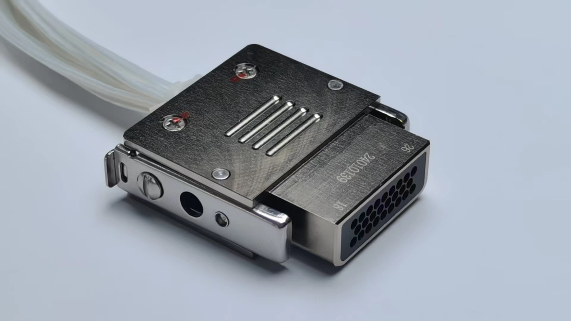 Миниатюрный прямоугольный электрический разъем серии J24H