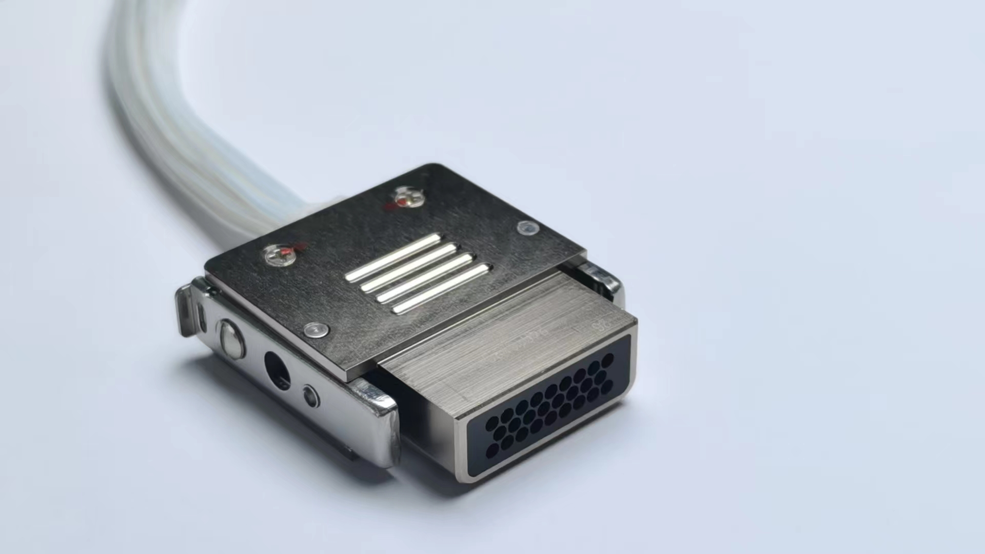 Миниатюрный прямоугольный электрический разъем серии J24H