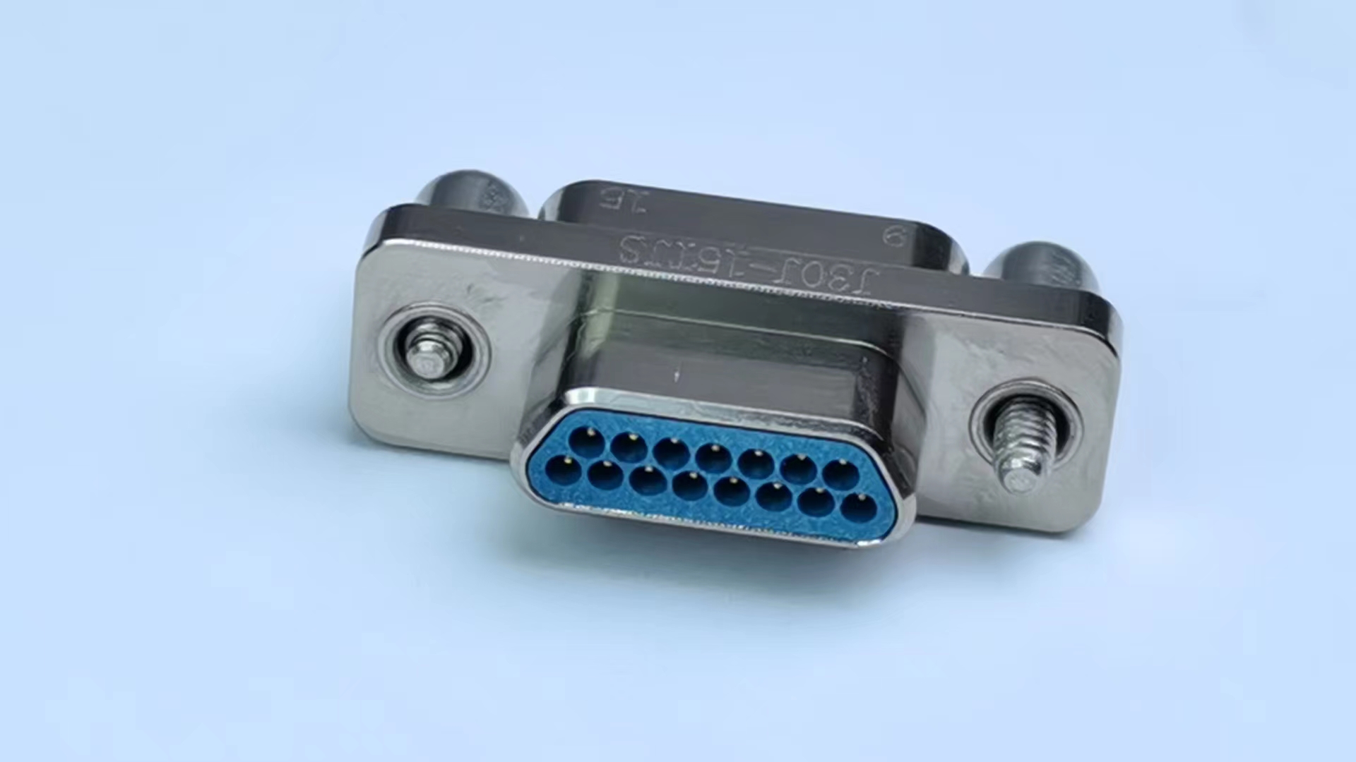 Серия J30J микроматричных электрических соединителей со стержнями из сплетенной проволоки（Продукт базового типа с клепанным соединением/Модифицированный продукт с клепанным соединением）