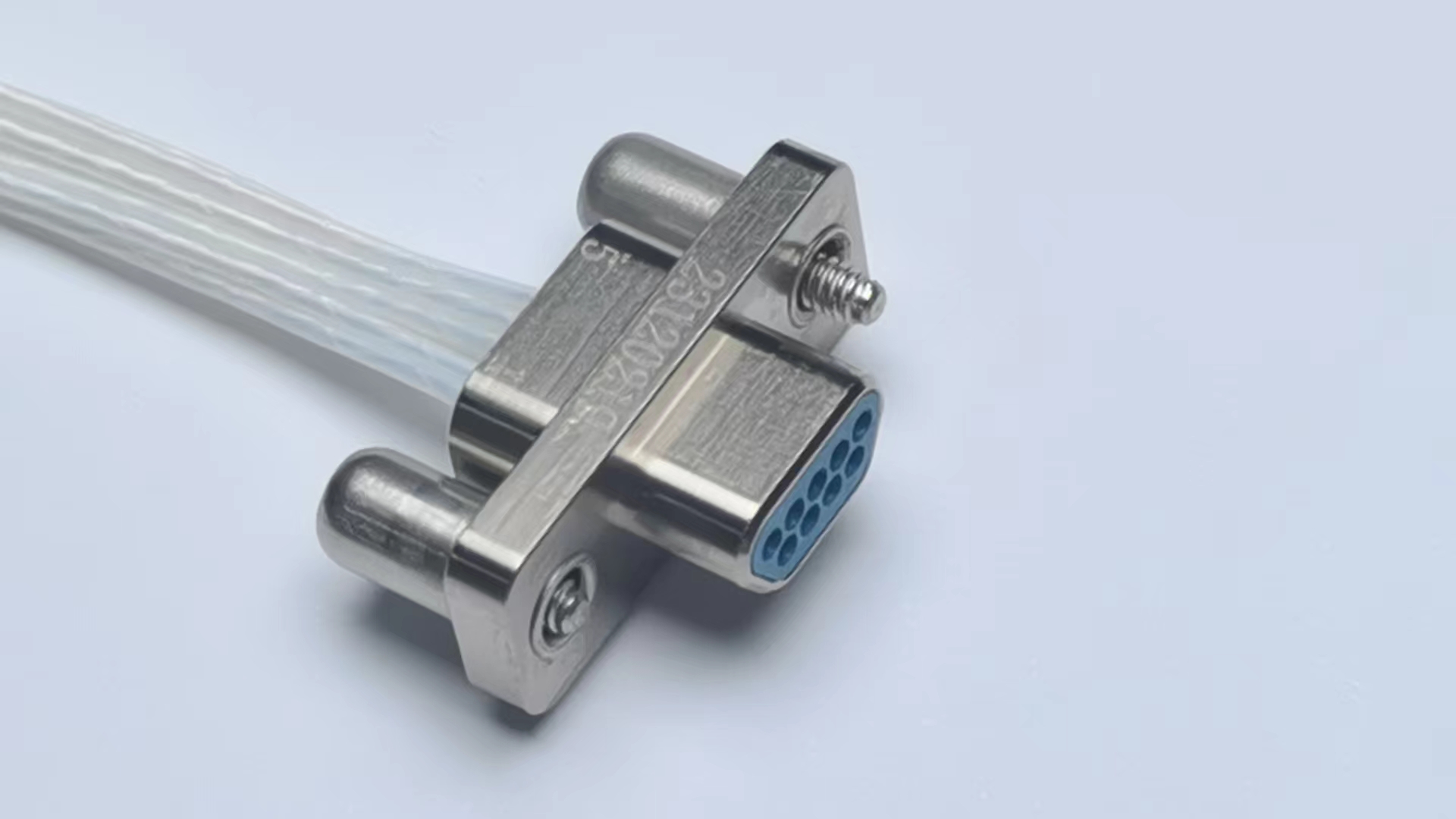 Электроконнекторы серии J30J с комбинированным подключением малого и большого тока（Тип обжима/Сварной тип）