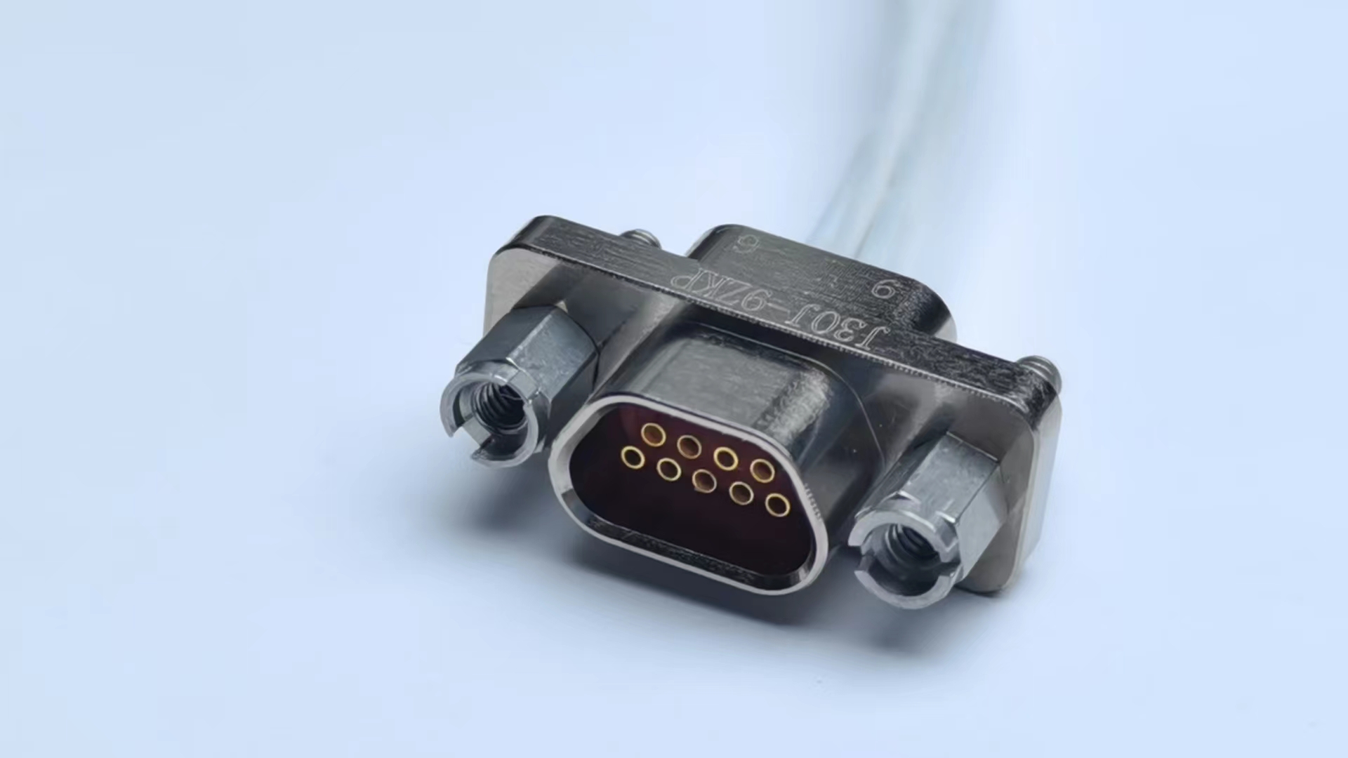 Серия J30J микроматричных электрических соединителей со стержнями из сплетенной проволоки（Модифицированный продукт серии с быстрым замком/Продукт с инверсией штырей и гнезд/Продукт с клеевым герметичным уплотнением）