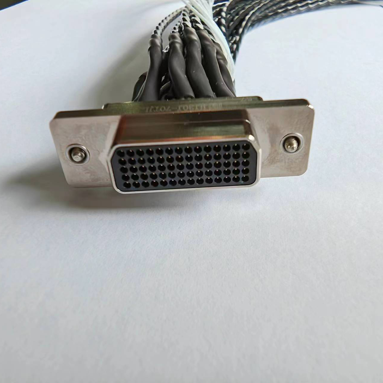 Микроминиатюрный прямоугольный электроконнектор серии HJ30J-N8