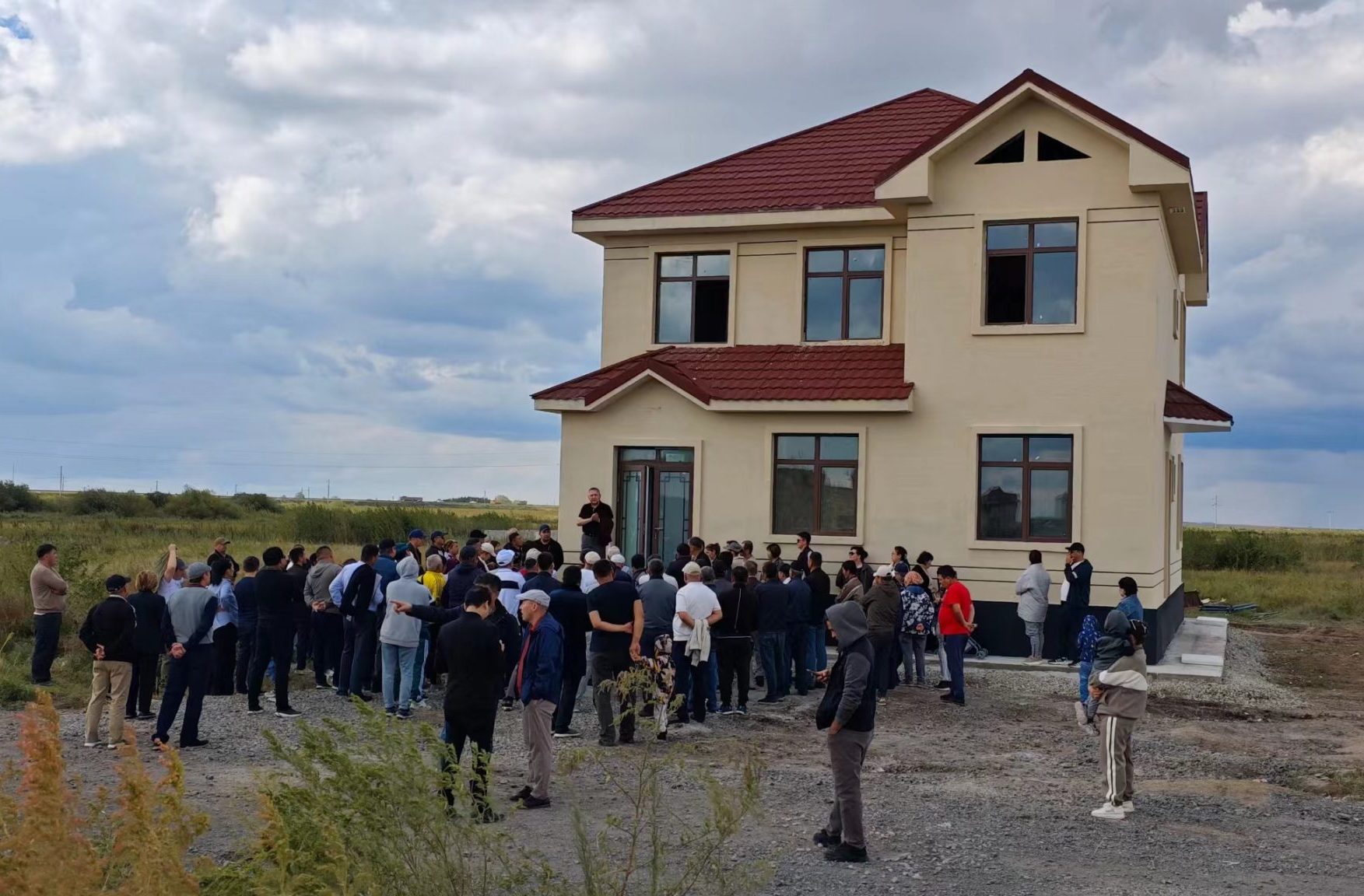 Китайско-казахстанское сотрудничество выходит на новый уровень: успешная реализация проекта легковесных стальных вилл в Казахстане задает тренды в экологическом строительстве