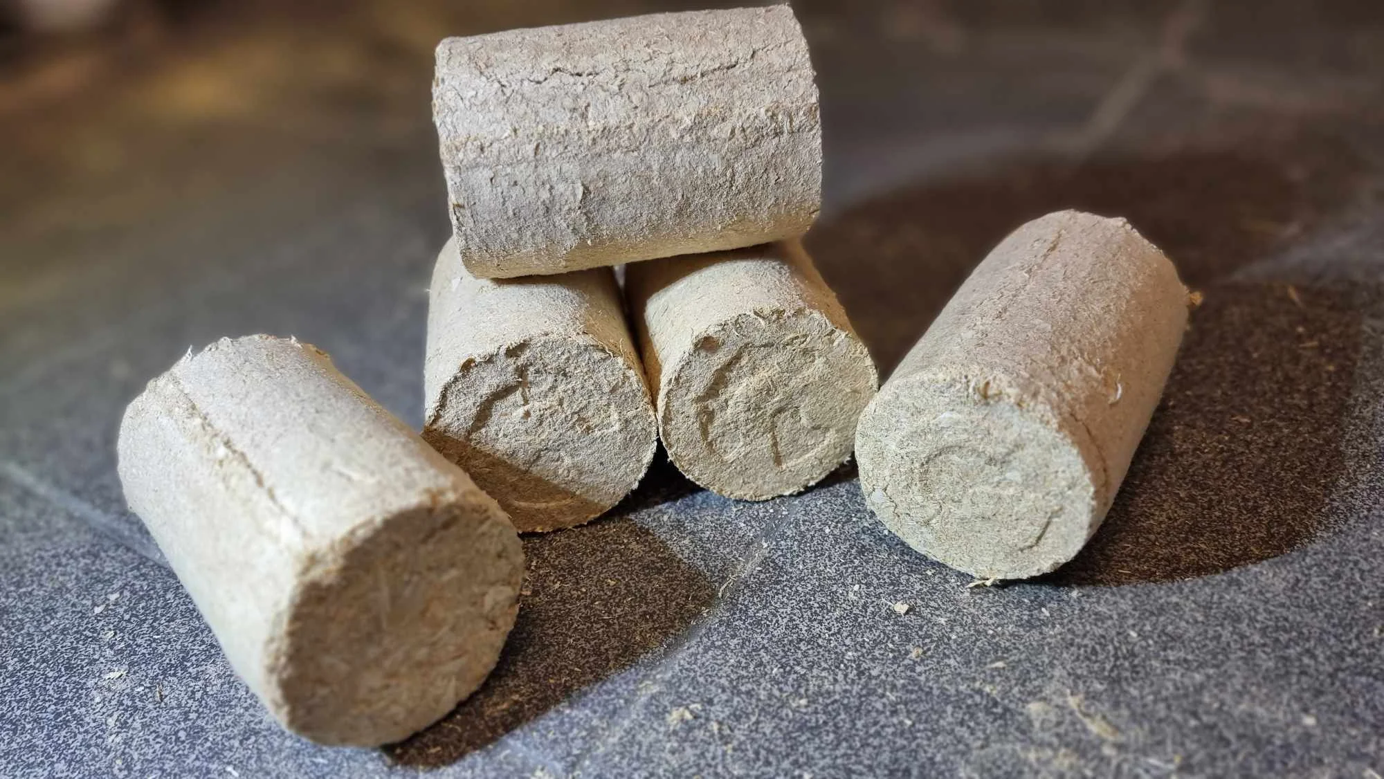 Пресс для брикетирования железа: Топ-5 моделей 2026 года