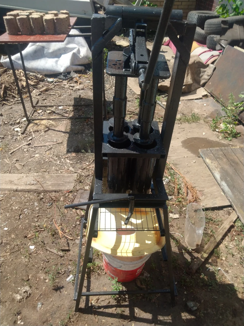 Небольшой металлический брикетировочный пресс: Топ-5 моделей 2026