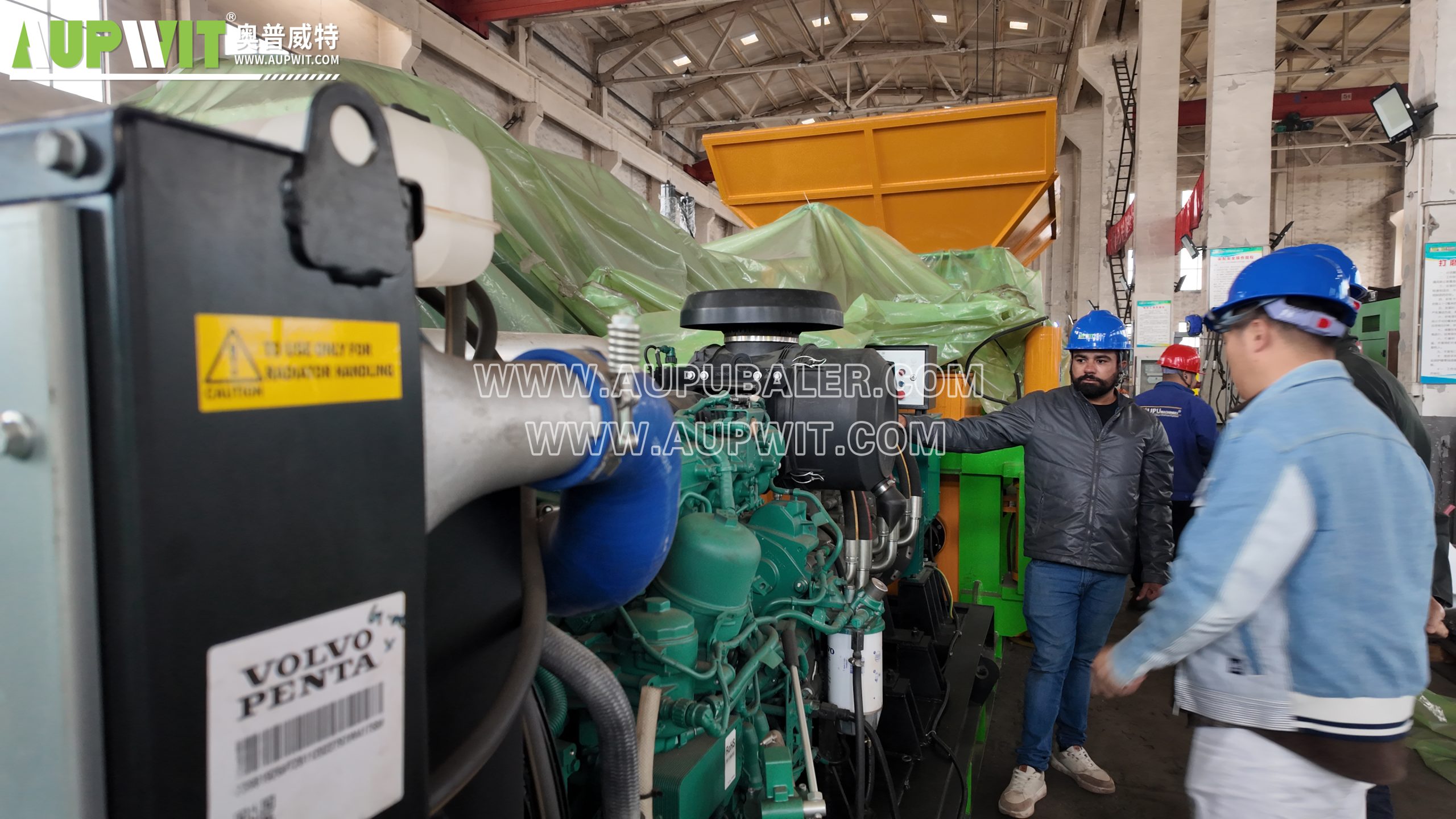 пакетировочные прессы для металла, брикетировочные прессы, ножницы для резки металлолома, шредеры и другое