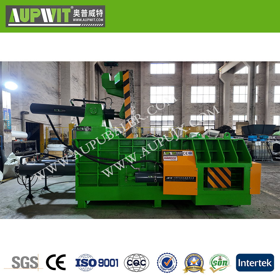 Оборудование для переработки ресурсов: пресс-подборщик металла