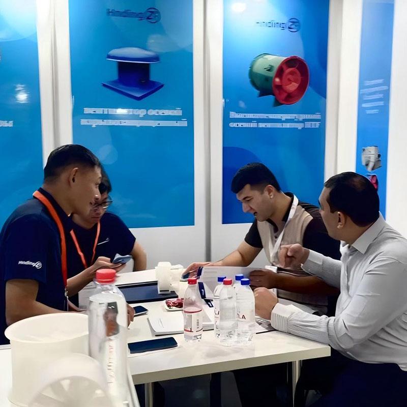 Узбекские клиенты прилетели в Алматы, чтобы обсудить с нами детали сотрудничества