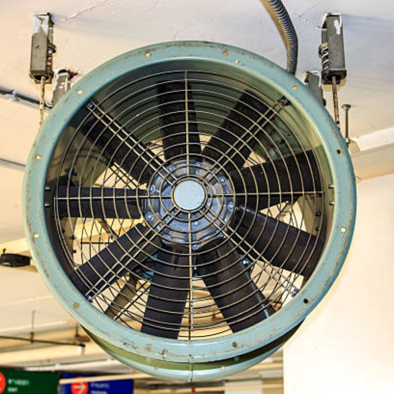 Как выбрать осевой вентилятор для промышленных цехов: полное руководство