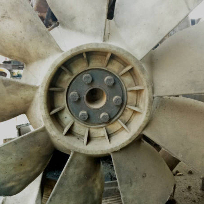 Опытный взгляд: влияние различных материалов и спецификаций лопастей вентиляторов на их эффективность