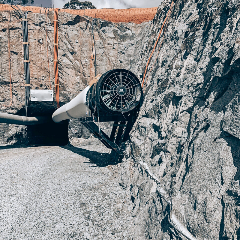 Безопасность в тоннеле начинается с вентиляции: как выбрать надёжный осевой вентилятор для автодорог и железных путей