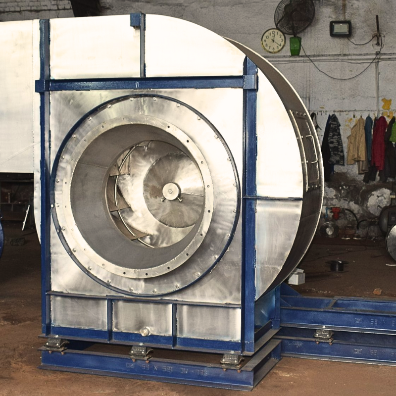 Мощь в Квадрате: Наши Канальные и Крышные Центробежные Вентиляторы для Промышленности