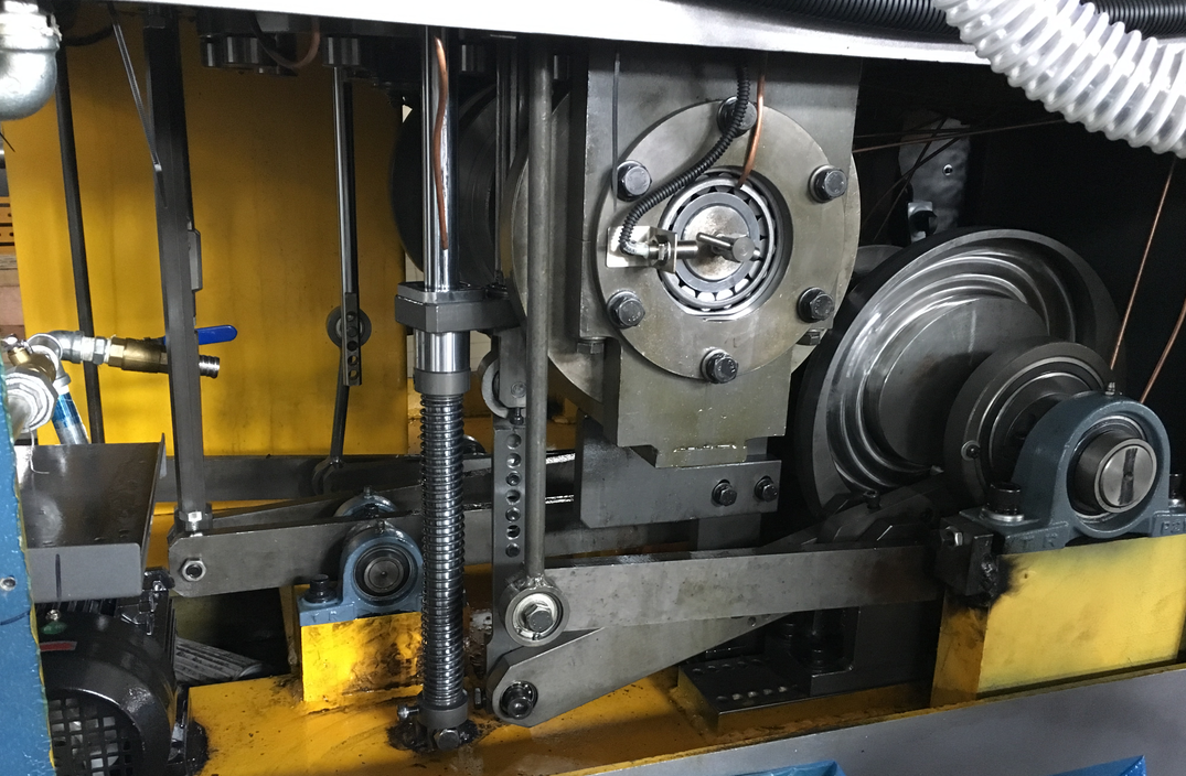 (Конструкция кулачкового привода)