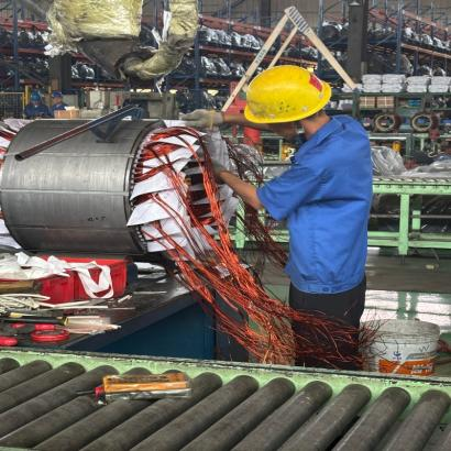 Yuncheng Anjie Fanji Electrical: Полноценная производственная цепочка, обеспечивающая высокую конкурентоспособность в области производства электродвигателей