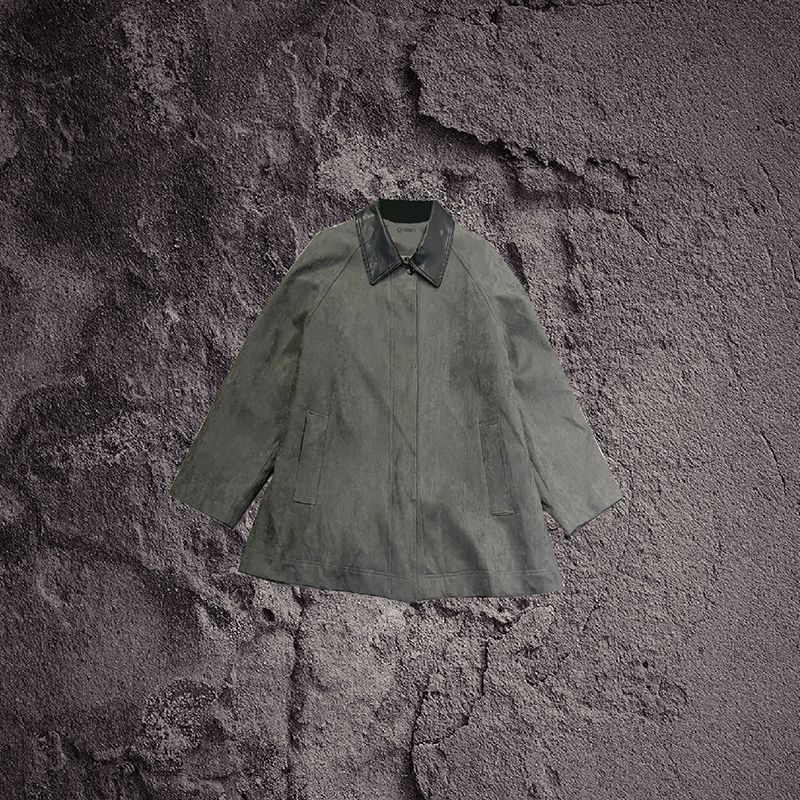 Кожаная куртка для женщин AW26-27