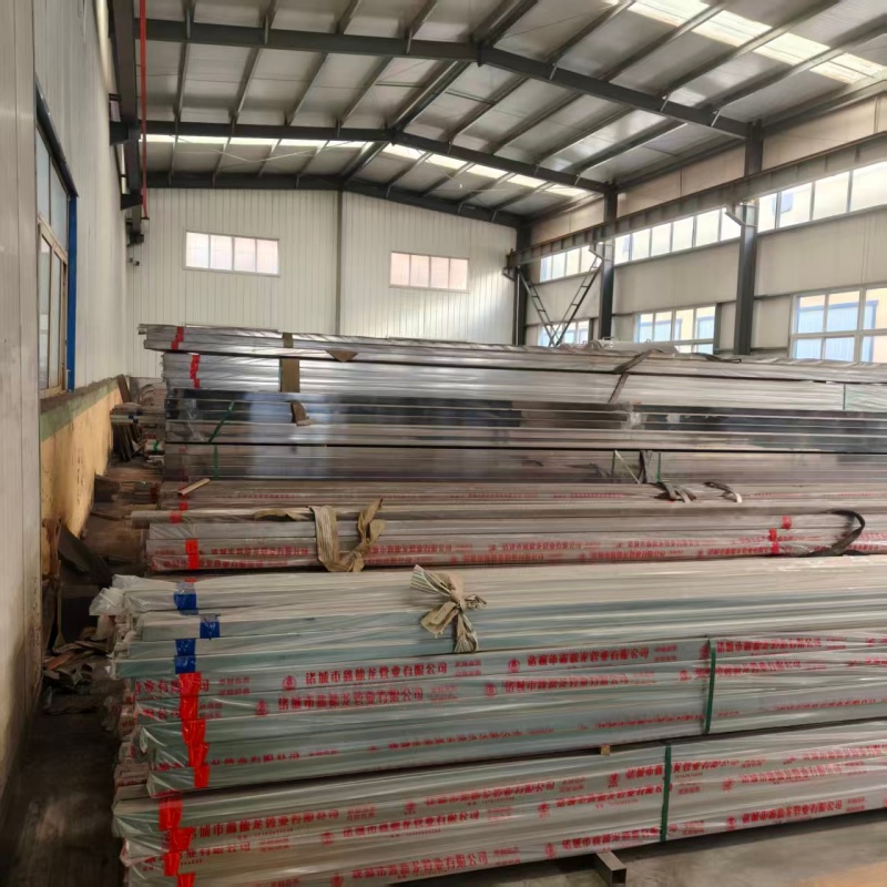 Трубы из высококачественной нержавеющей стали на заказ! Квадратные трубы, круглые трубы, трубы большого диаметра, толстостенные трубы, трубы специальной формы, прямые продажи с завода, гарантия качества!