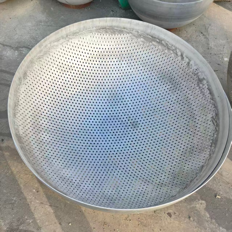 Изготовление на заказ полусферических крышек, ситечек, подвесных корзин и ящиков различных спецификаций и из различных материалов для котлов с рубашкой охлаждения – напрямую с нашего собственного завода!