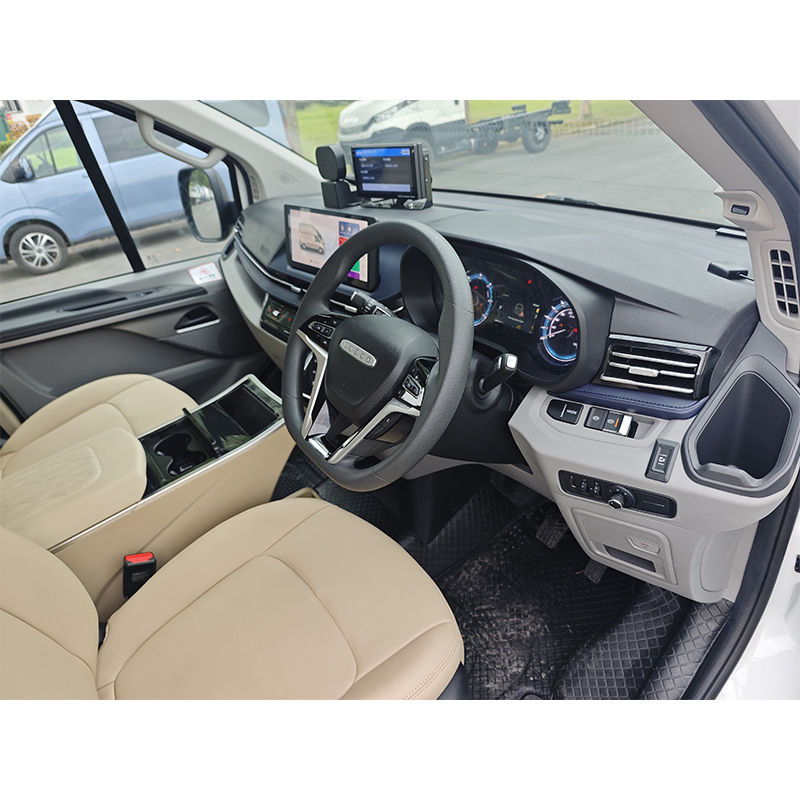 APK Автомобиль скорой помощи Iveco (дизель, МКПП, правостороннее рулевое управление)