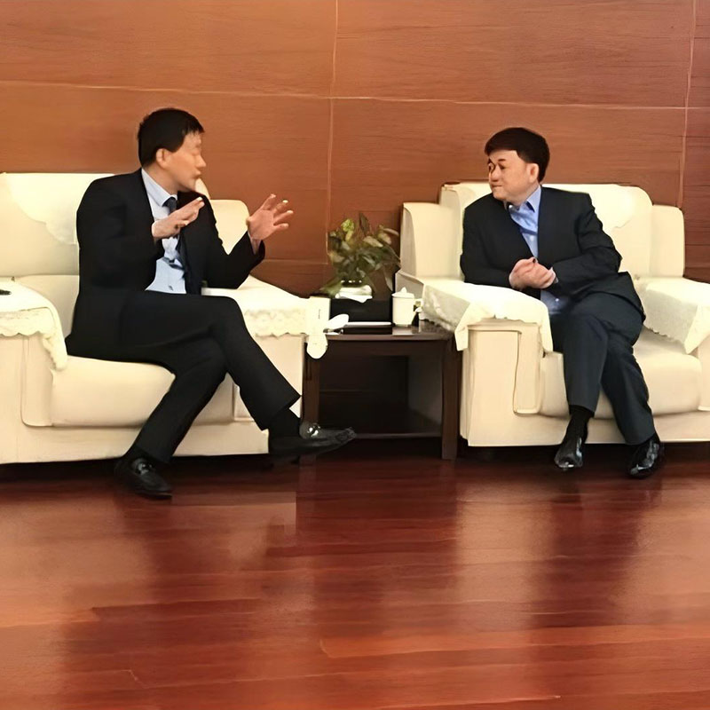 ООО Чэнду Чанхуа Технологии и район Вэньцзян обсуждают расширение завода во второй очереди, намечая новый план повышения производственных мощностей.