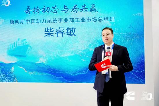 2272b9e3a2164f2e872218425055c806