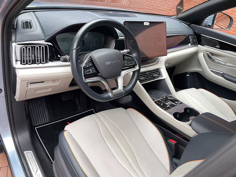 Гибкая и стабильная управляемость подрамника Подержанный автомобиль