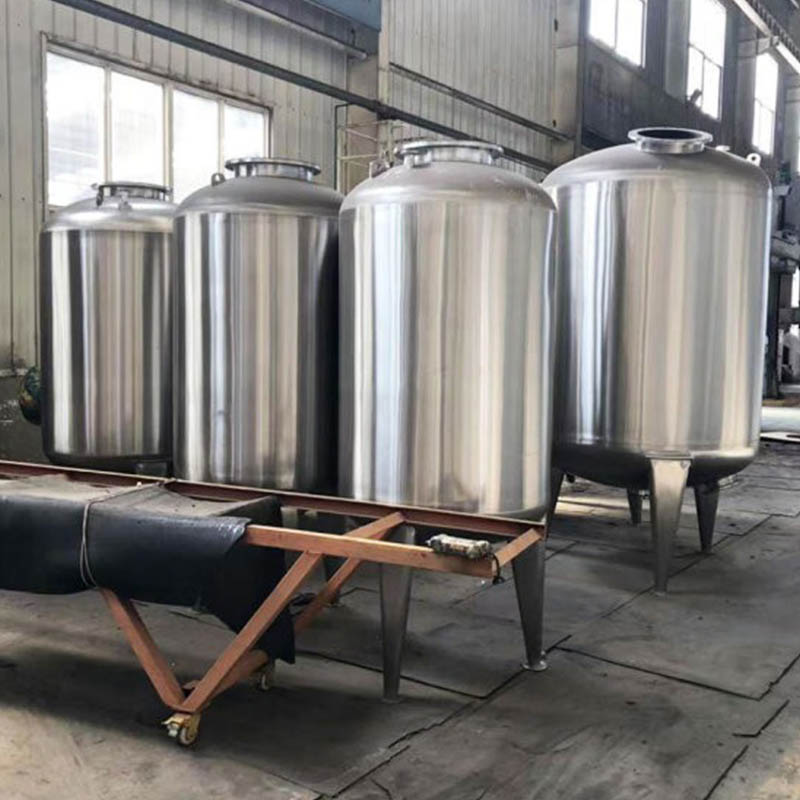 Использование и обслуживание смесительных баков