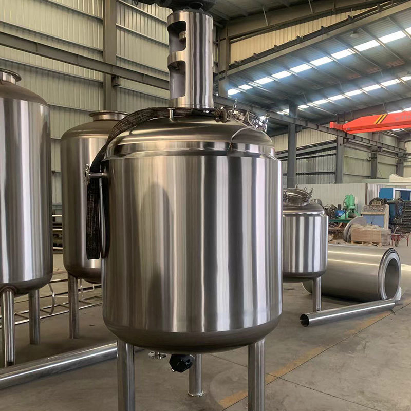 Резервуары для хранения из нержавеющей стали: идеальное сочетание качества и безопасности.