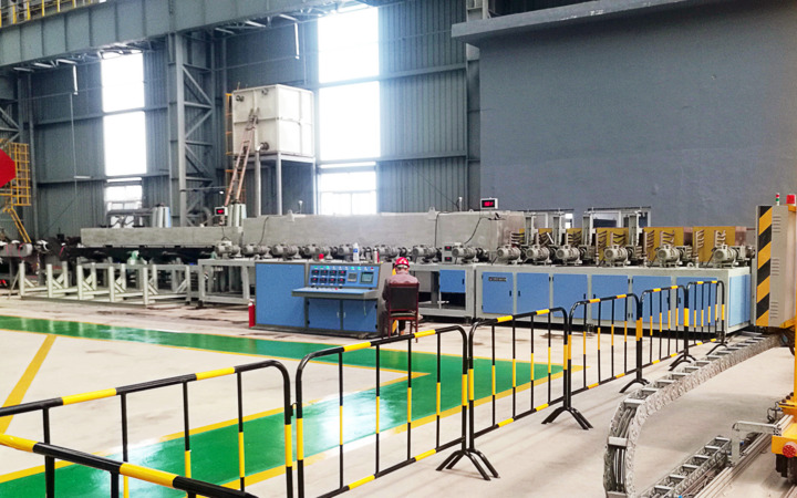 Система индукционного нагрева для нагрева стальных листов и слябов