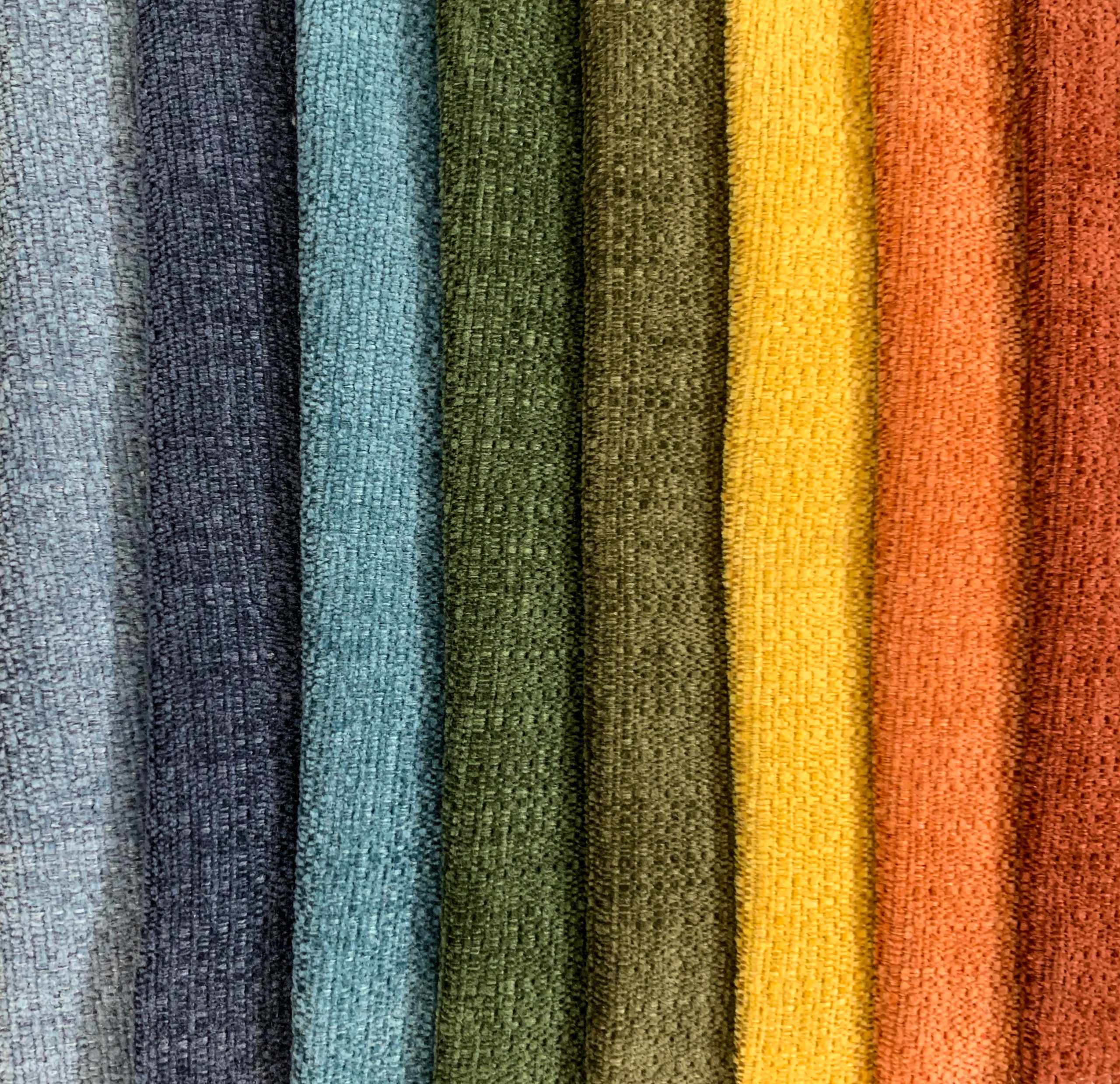 Водонепроницаемая обивка для дивана изготовлена ​​из 100% полиэфирного волокна.