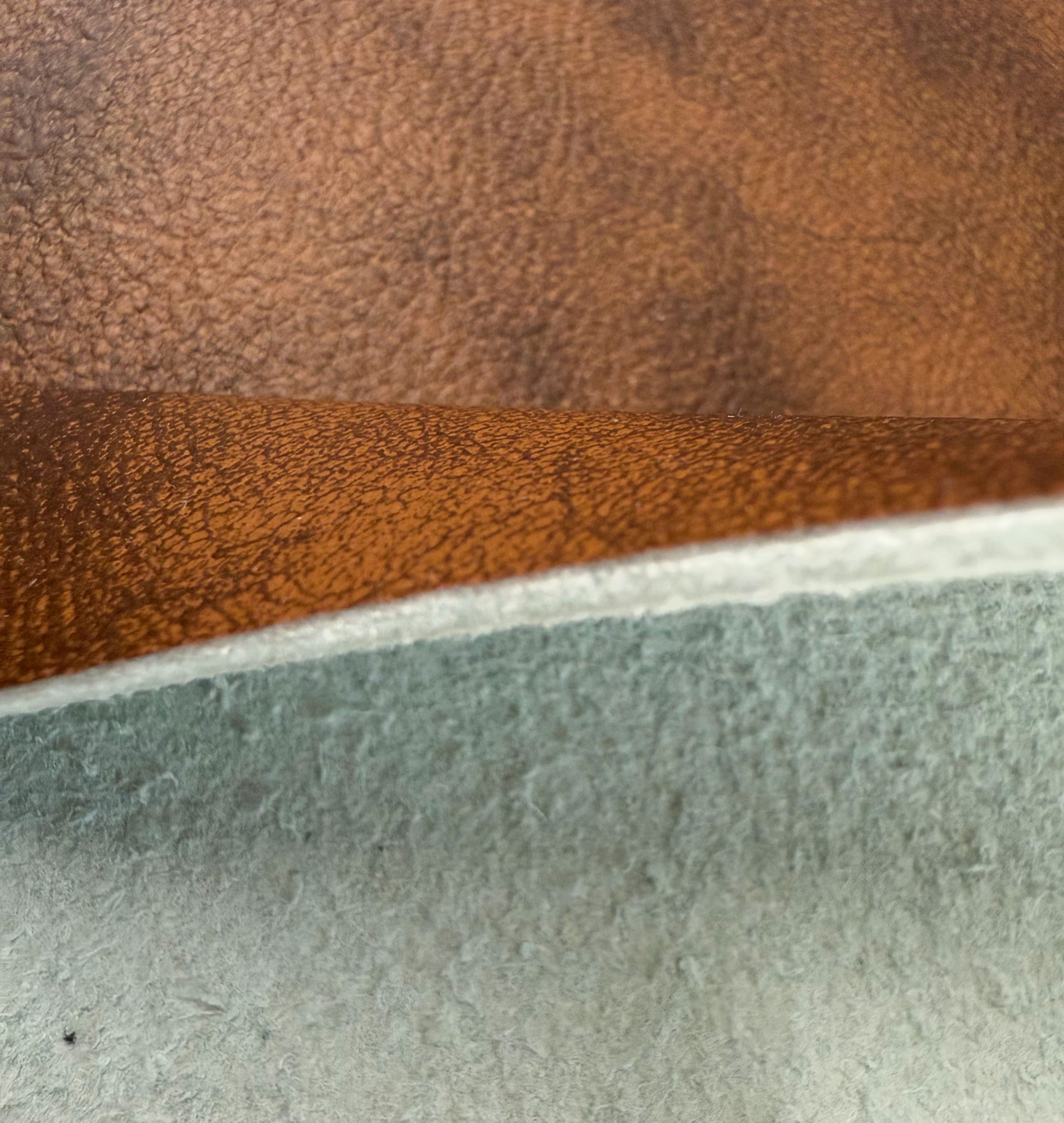 Высококачественная силиконовая кожа для внутренней отделки диванов на яхтах и в отелях