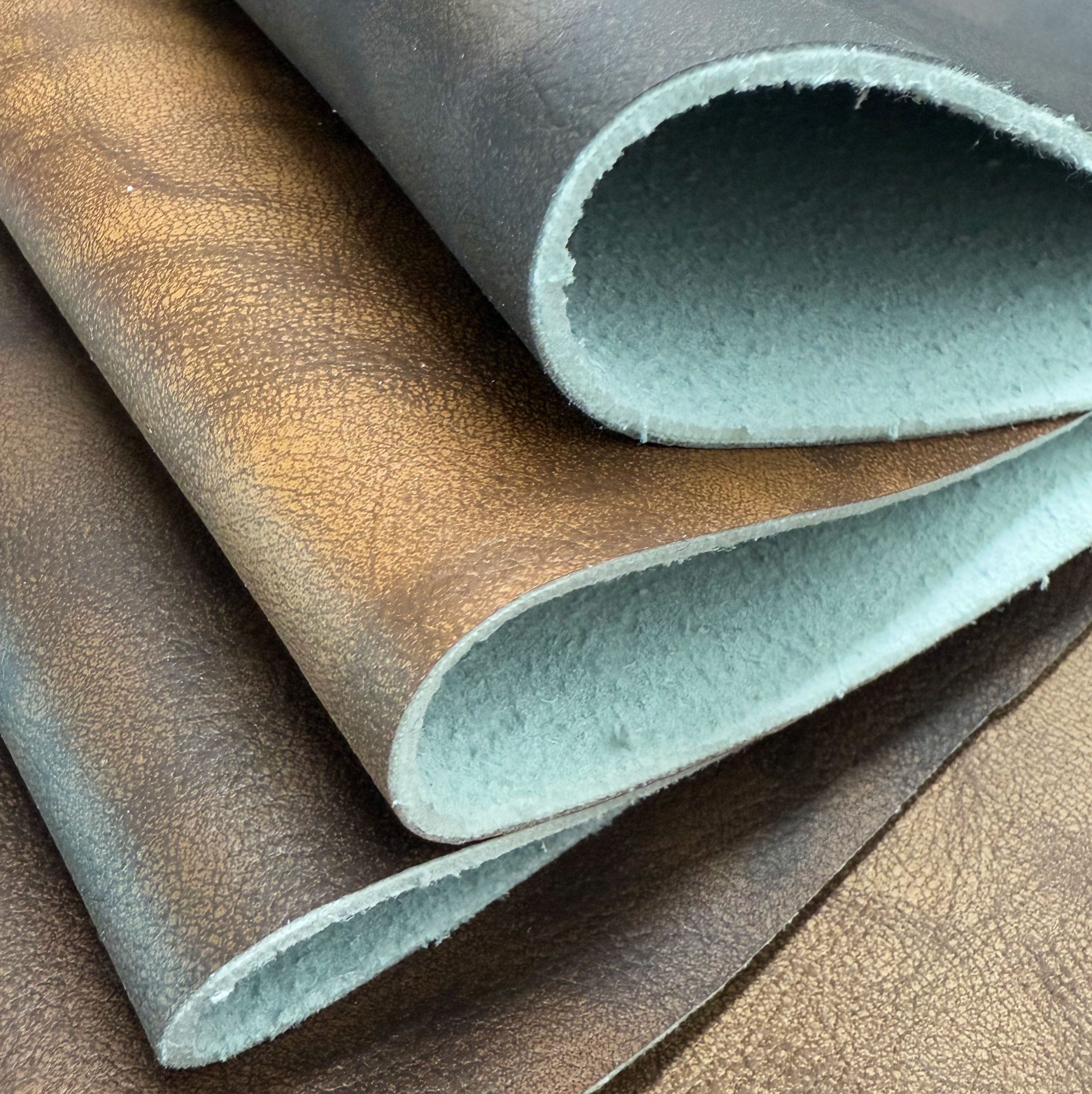 Высококачественная силиконовая кожа для внутренней отделки диванов на яхтах и в отелях