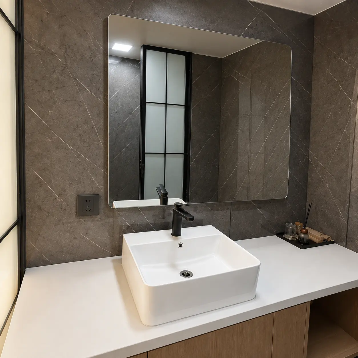 Капсульный модульный дом X7 с панорамным остеклением, 34,5 м²