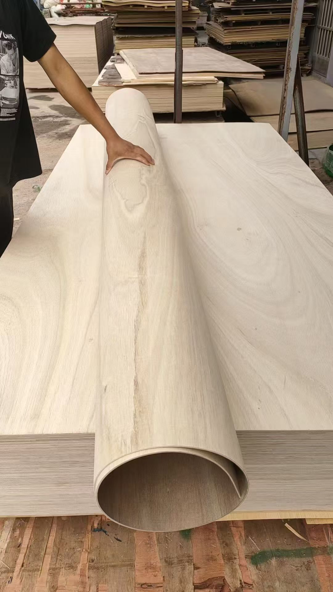 Продажа высококачественной декоративной декоративной плиты 3mm 5mm из мягкой фанеры горизонтальная и вертикальная изогнутые плиты