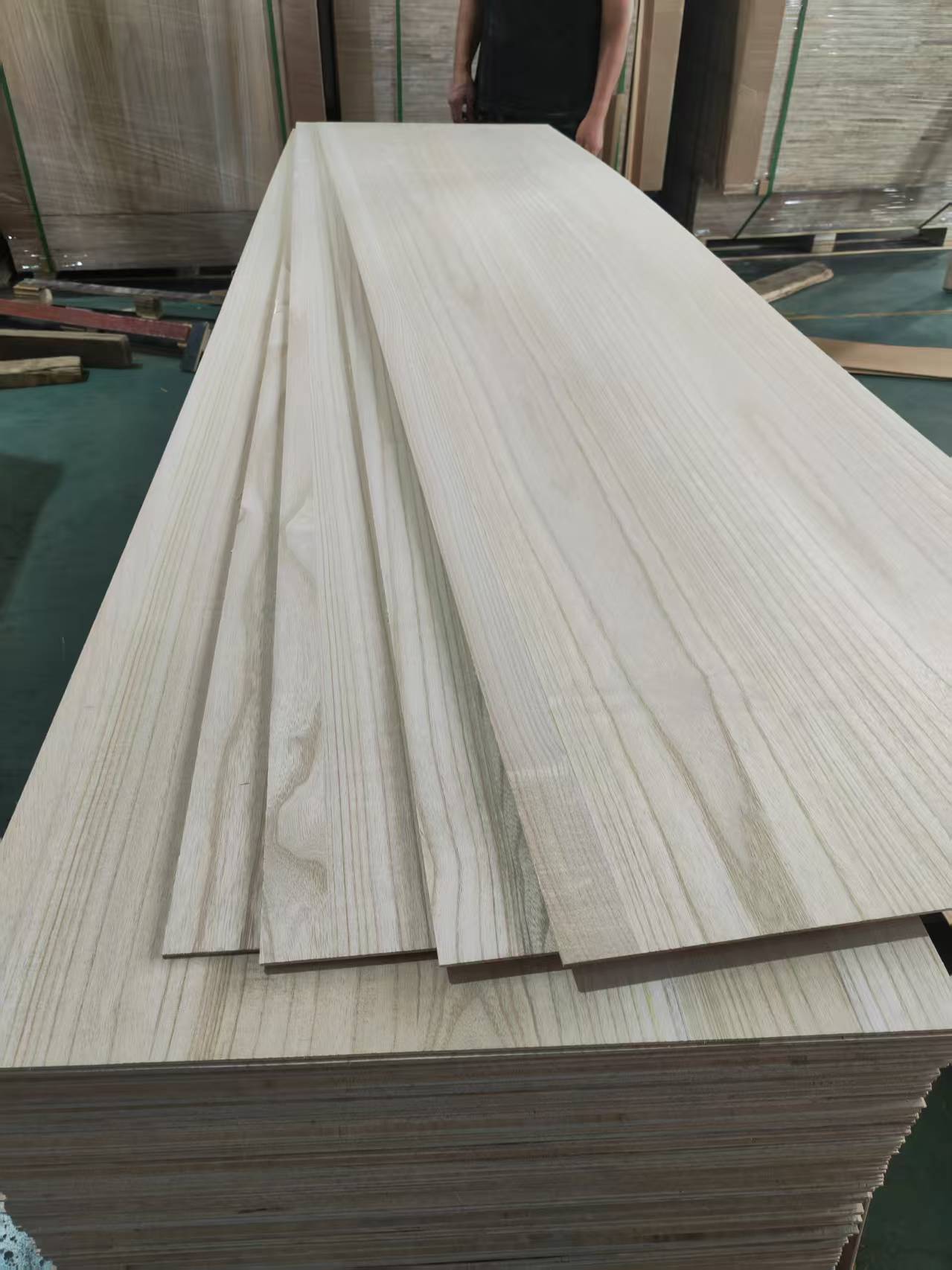 Производитель древесины Paulownia, высокое качество, натуральная краска, доска из массива дерева Paulownia