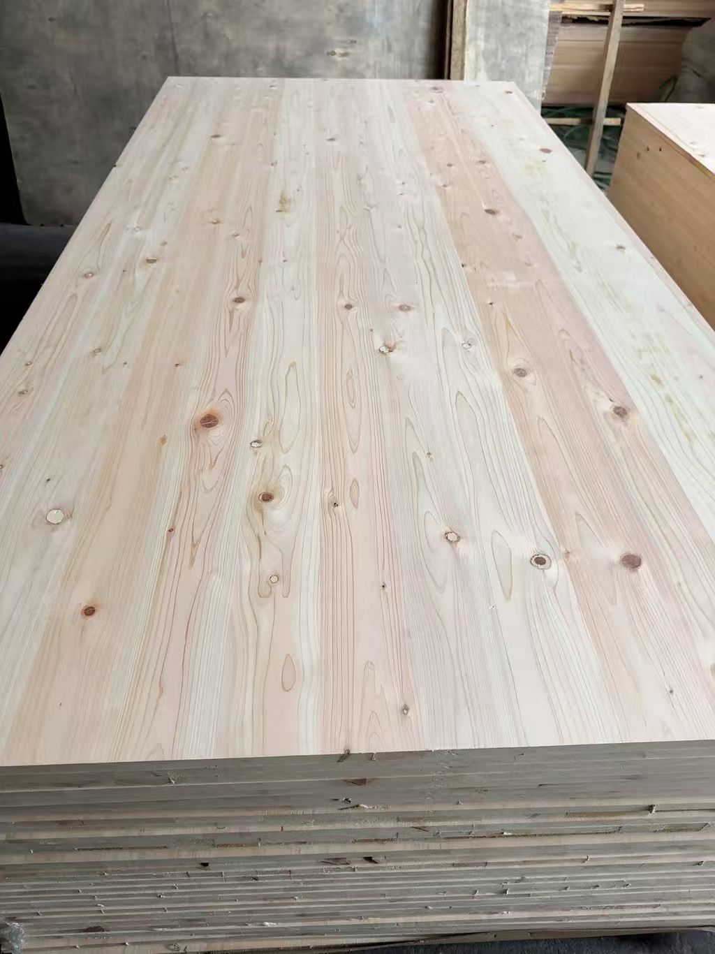 тщательно отобранный кипарис из японских лесов с сертификатом FSC