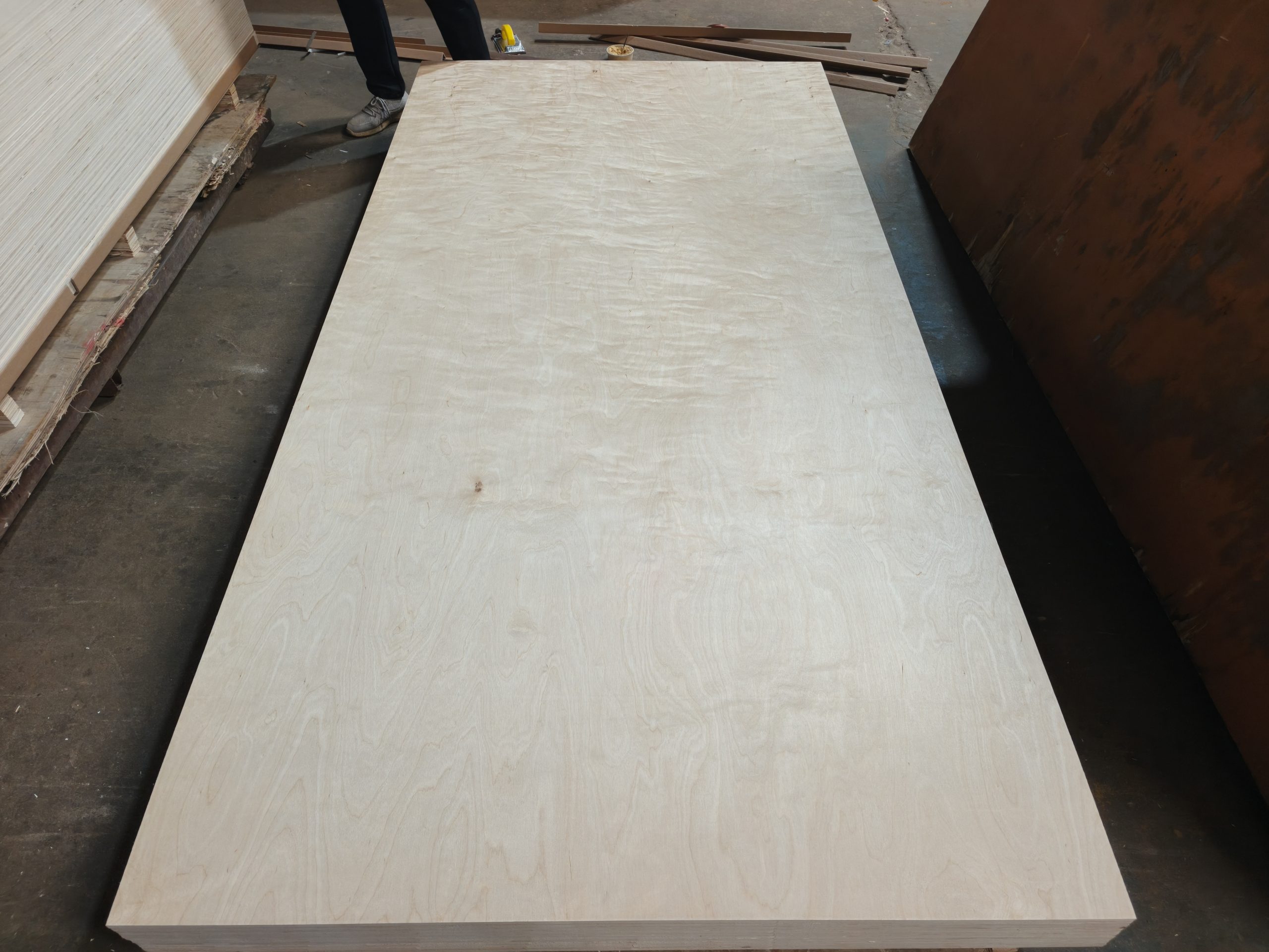 Сделанная оптом берёзовая фанера