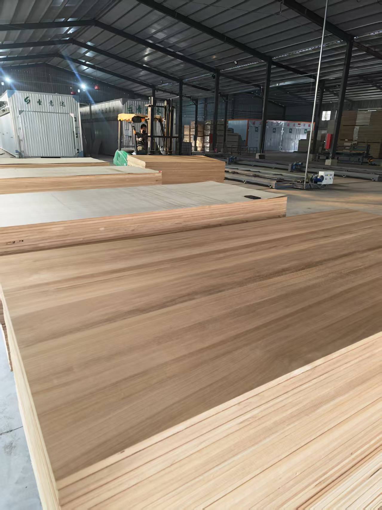 Карбид тополя прямая доска экономичный прочный деревянный фундамент шкаф шкаф мебель доска предпочтительнее