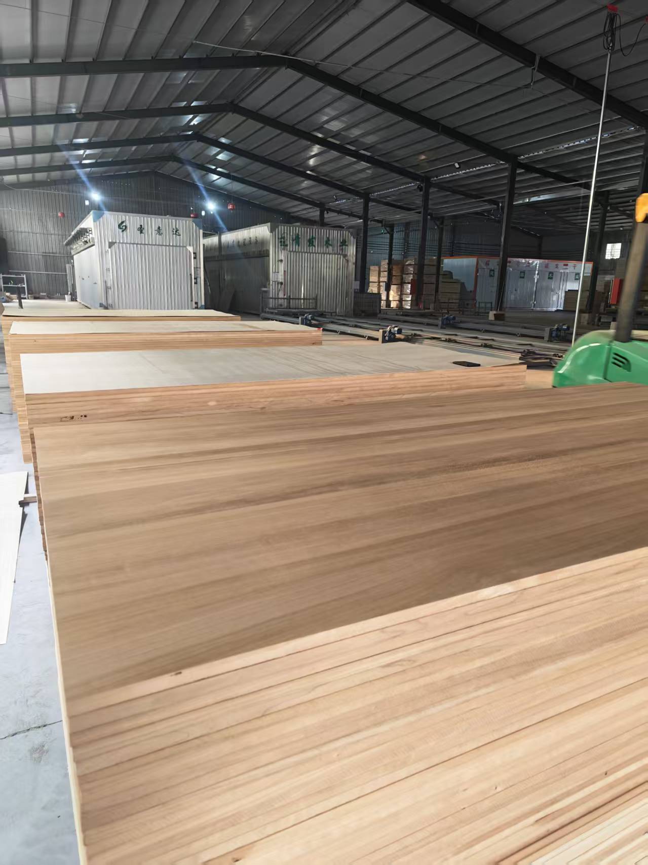 Карбид тополя прямая доска экономичный прочный деревянный фундамент шкаф шкаф мебель доска предпочтительнее