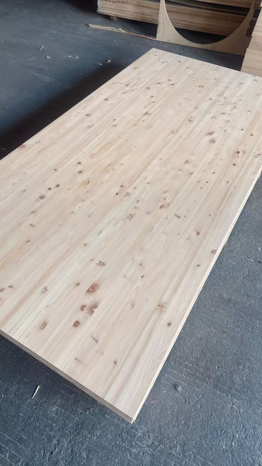 тщательно отобранный кипарис из японских лесов с сертификатом FSC