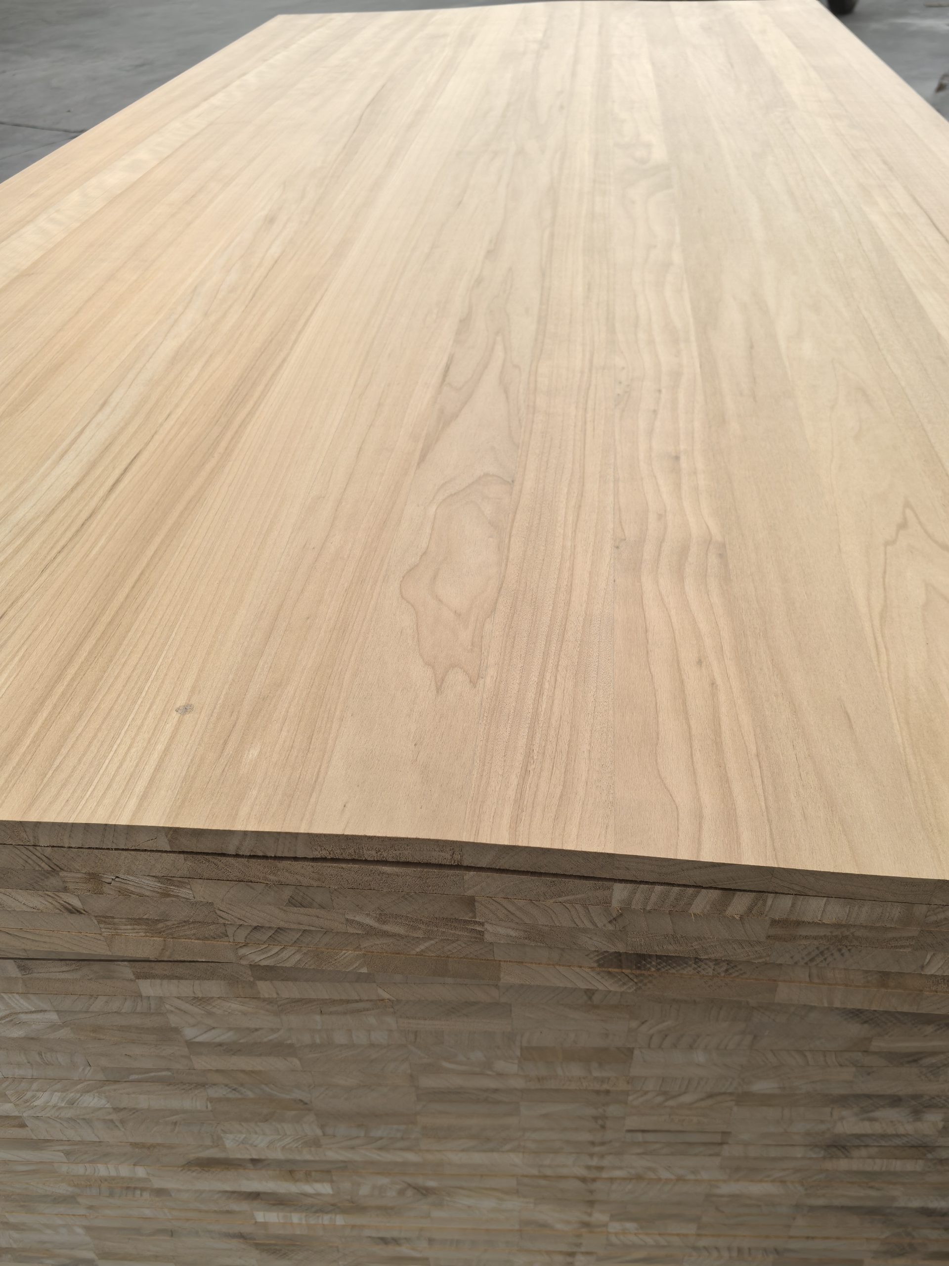 Высококачественная натуральная древесина из тополя подходит для пасторального ветра, промышленного ветра, нового китайского стиля и других стилей дизайна