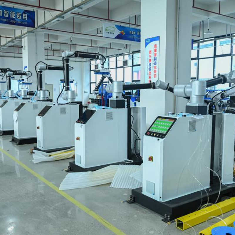 Паллетизирующий робот с ИИ от ООО Чэнду Хуашэнкун Технологической компании: переосмысление эры интеллектуального складирования – дадим каждому товару «самый мощный мозг»