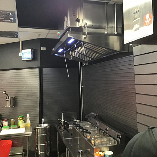 Попрощайтесь с проблемами воздуховодов: вытяжки без воздуховодов — технология электростатической адсорбции открывает новую эру в удалении дыма на кухне