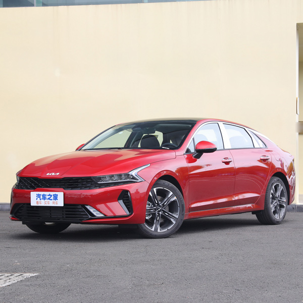Топливный хэтчбек Kia K5, импортированный из Китая для покупки моделей со скидкой