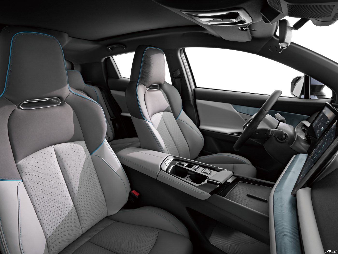 Детали шасси нефтяной грузовик постоянно совершенствуются