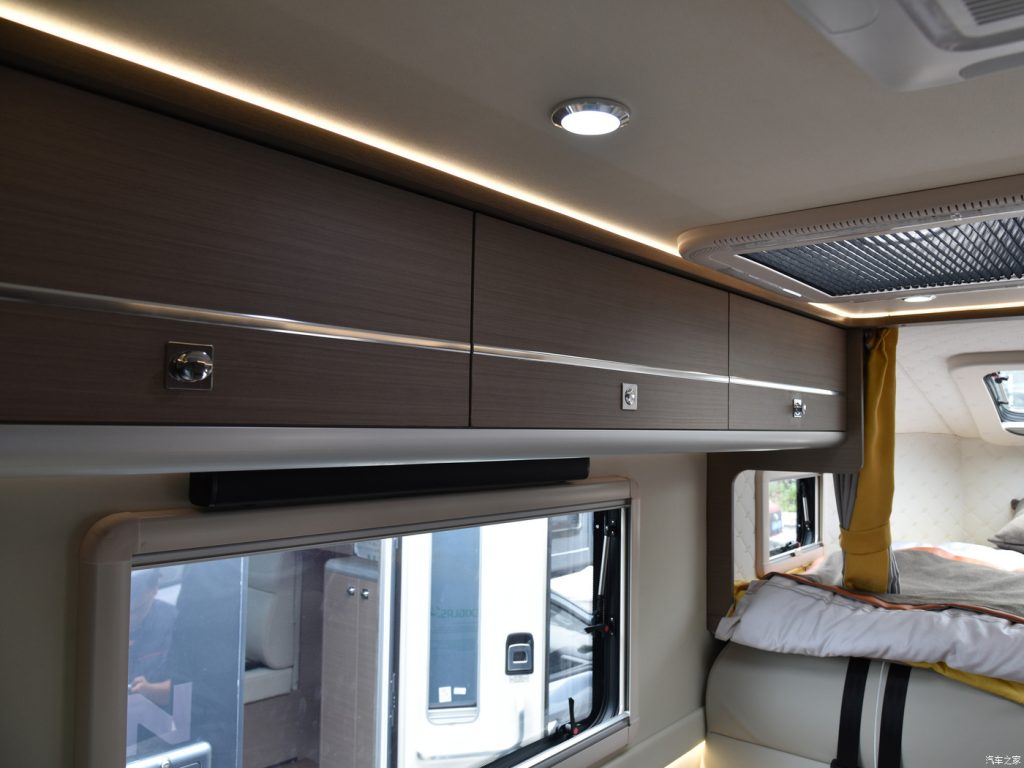 Выберите правильную марку и модель деталей шасси Пикапы и грузовики