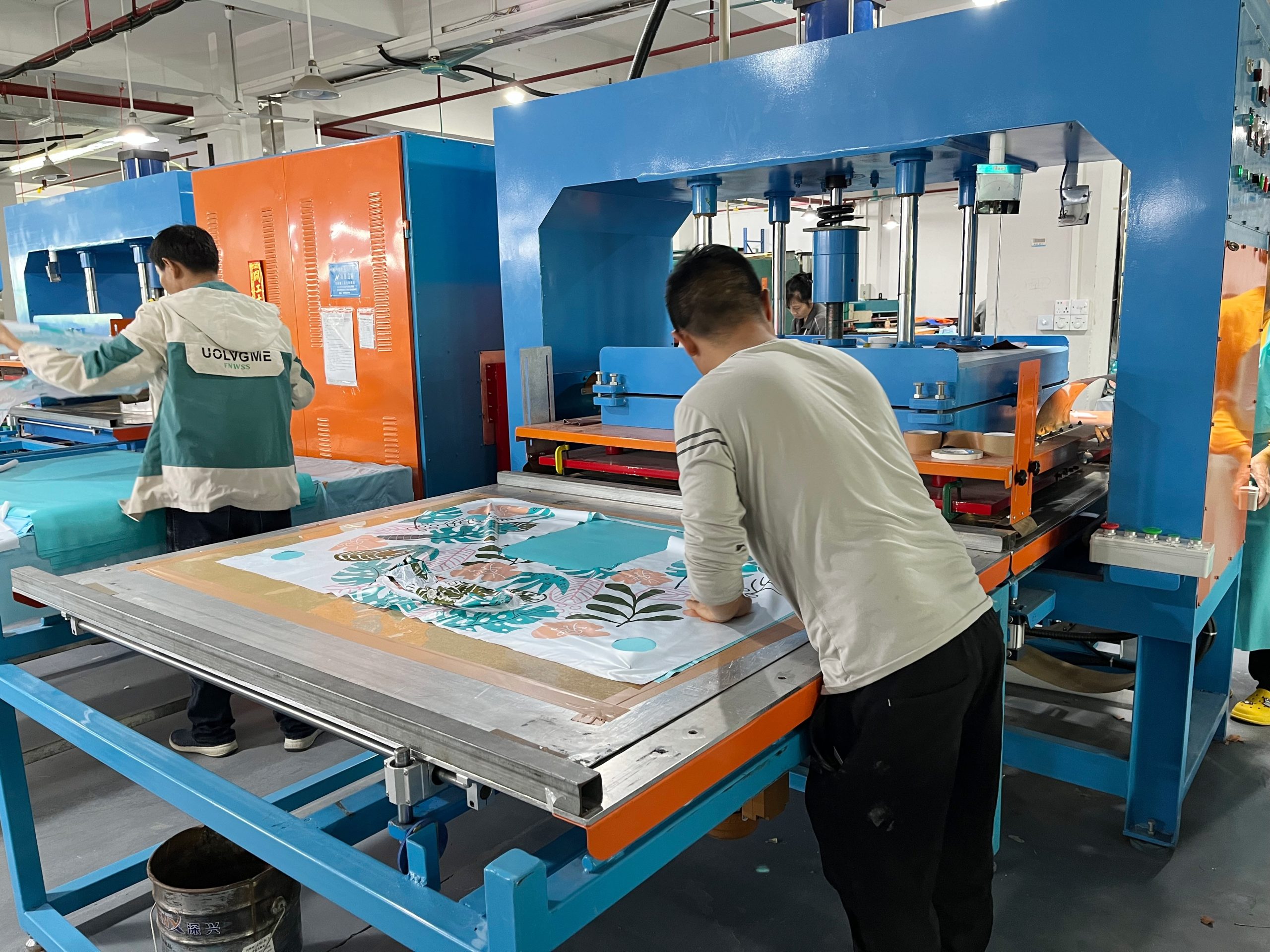 От новичка на фабрике до эксперта по производству: моя история борьбы на Dreamer Factory