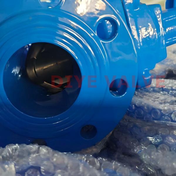 Задвижка чугунная фланцевая с обрезиненным клином 30ч39р - WENZHOU DIYE VALVE & FITTINGS CO.,LTD.