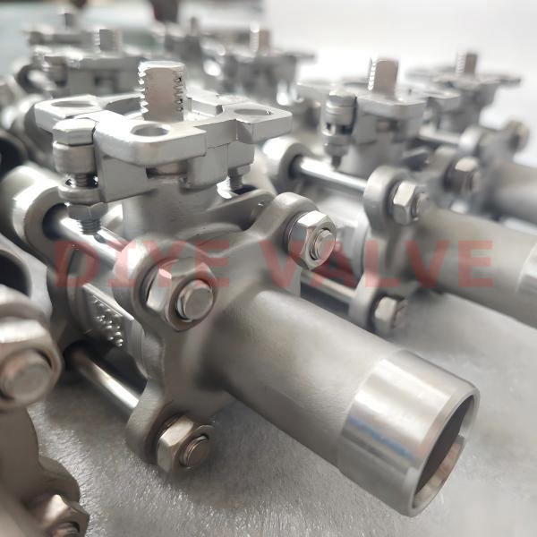 Кран шаровый приварной трехсоставной под привод нержавеющий - WENZHOU DIYE VALVE & FITTINGS CO.,LTD.