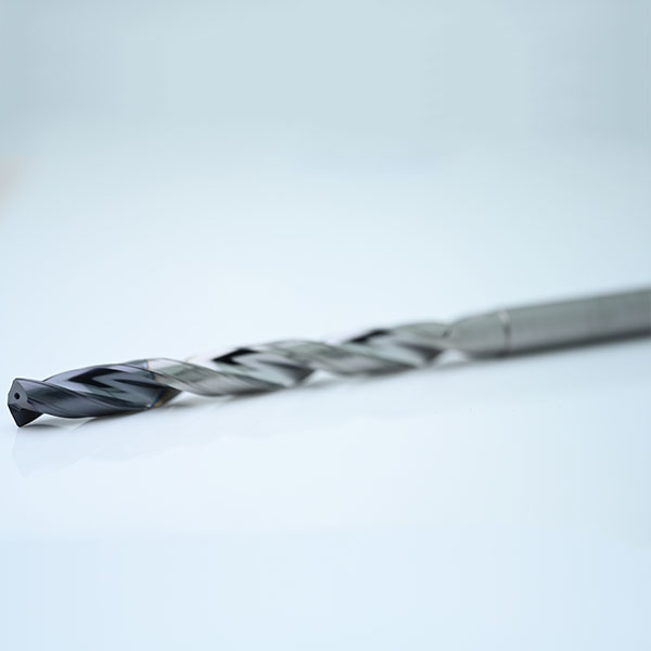 Высокопроизводительные сверла с внутренним охлаждением для масляных отверстий – DX150X